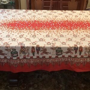Wilton Court Festive Red and White Nutcracker Oval Tablecloth